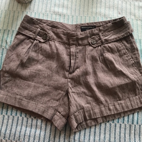 Banana Republic Pants - Banana republic martin fit linen shorts Banana Republic Pants - Banana republic martin fit linen shorts
